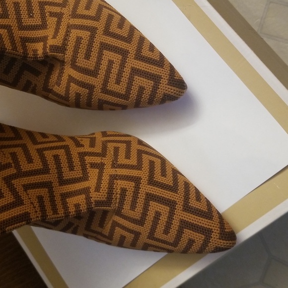 Catherine Malandrino knit bootie like new - Picture 2 of 6